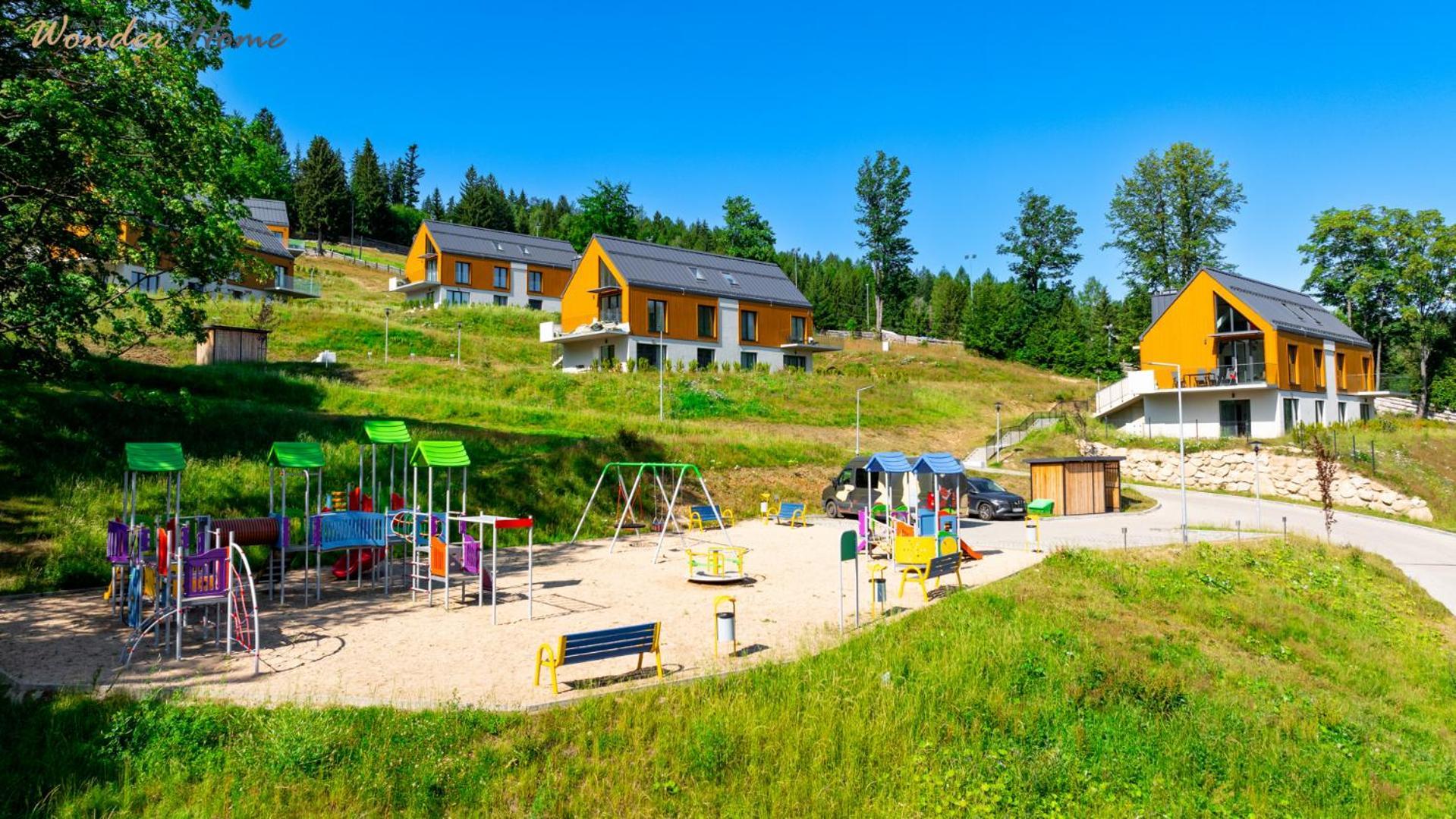 Apartment Wonder Home Mysliwska - Domki Przy Stoku Karpatka - Na Terenie Kompleksu Plac Zabaw, Zewnetrzna Silownia I Sklep Karpacz